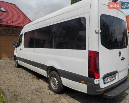 Белый Мерседес Sprinter, объемом двигателя 2.1 л и пробегом 251 тыс. км за 41500 $, фото 2 на Automoto.ua