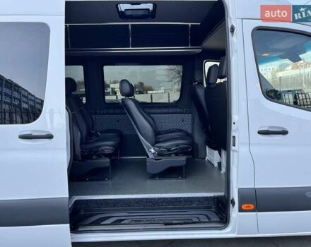 Білий Мерседес Sprinter, об'ємом двигуна 2.1 л та пробігом 293 тис. км за 29500 $, фото 19 на Automoto.ua