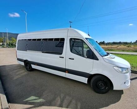Белый Мерседес Sprinter, объемом двигателя 2.2 л и пробегом 354 тыс. км за 34343 $, фото 5 на Automoto.ua