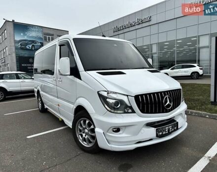 Белый Мерседес Sprinter, объемом двигателя 3 л и пробегом 30 тыс. км за 62500 $, фото 1 на Automoto.ua