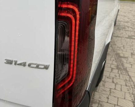 Белый Мерседес Sprinter, объемом двигателя 2.14 л и пробегом 350 тыс. км за 35900 $, фото 7 на Automoto.ua