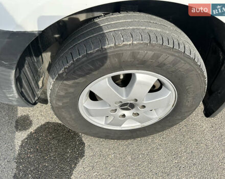 Белый Мерседес Sprinter, объемом двигателя 2.14 л и пробегом 550 тыс. км за 32000 $, фото 9 на Automoto.ua