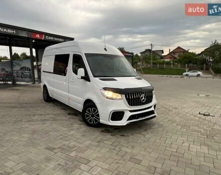 Белый Мерседес Sprinter, объемом двигателя 2.14 л и пробегом 289 тыс. км за 29999 $, фото 10 на Automoto.ua
