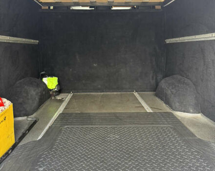 Белый Мерседес Sprinter, объемом двигателя 3 л и пробегом 491 тыс. км за 39999 $, фото 32 на Automoto.ua