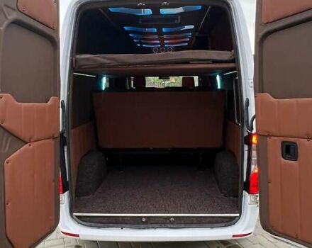 Белый Мерседес Sprinter, объемом двигателя 2.14 л и пробегом 289 тыс. км за 29999 $, фото 30 на Automoto.ua