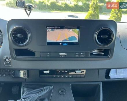 Білий Мерседес Sprinter, об'ємом двигуна 2.99 л та пробігом 357 тис. км за 43774 $, фото 14 на Automoto.ua