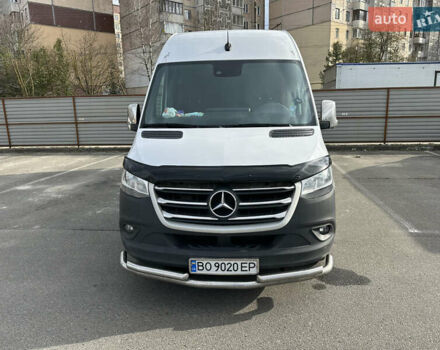 Белый Мерседес Sprinter, объемом двигателя 2.14 л и пробегом 550 тыс. км за 32000 $, фото 2 на Automoto.ua