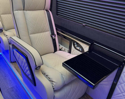 Белый Мерседес Sprinter, объемом двигателя 2.14 л и пробегом 363 тыс. км за 69000 $, фото 7 на Automoto.ua