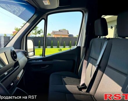 Белый Мерседес Sprinter, объемом двигателя 2.2 л и пробегом 222 тыс. км за 23500 $, фото 7 на Automoto.ua