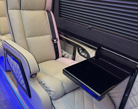 Белый Мерседес Sprinter, объемом двигателя 2.14 л и пробегом 363 тыс. км за 69000 $, фото 8 на Automoto.ua