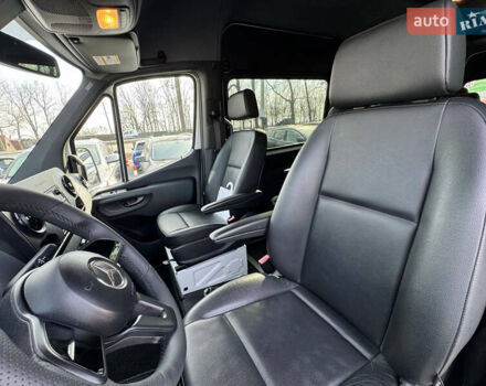 Белый Мерседес Sprinter, объемом двигателя 3 л и пробегом 125 тыс. км за 49900 $, фото 4 на Automoto.ua