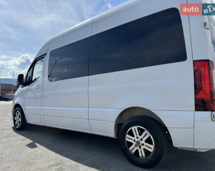 Белый Мерседес Sprinter, объемом двигателя 2.14 л и пробегом 220 тыс. км за 37000 $, фото 25 на Automoto.ua