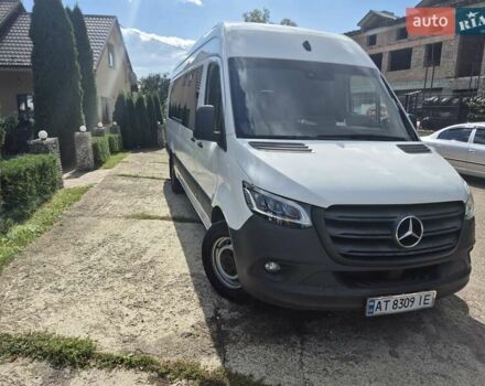 Белый Мерседес Sprinter, объемом двигателя 2.14 л и пробегом 286 тыс. км за 32500 $, фото 1 на Automoto.ua