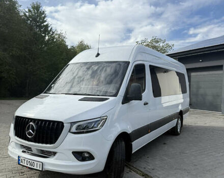 Белый Мерседес Sprinter, объемом двигателя 2.14 л и пробегом 209 тыс. км за 61800 $, фото 3 на Automoto.ua