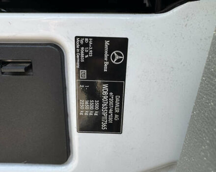 Белый Мерседес Sprinter, объемом двигателя 3 л и пробегом 491 тыс. км за 39999 $, фото 26 на Automoto.ua