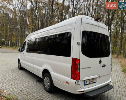 Білий Мерседес Sprinter, об'ємом двигуна 2.14 л та пробігом 365 тис. км за 69000 $, фото 3 на Automoto.ua