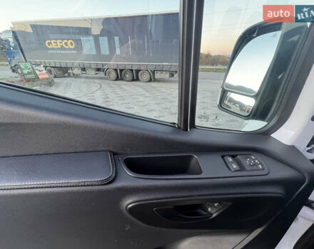 Белый Мерседес Sprinter, объемом двигателя 2.14 л и пробегом 470 тыс. км за 32999 $, фото 35 на Automoto.ua