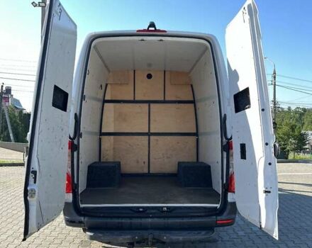 Білий Мерседес Sprinter, об'ємом двигуна 2.99 л та пробігом 357 тис. км за 43774 $, фото 18 на Automoto.ua