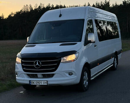 Белый Мерседес Sprinter, объемом двигателя 2.14 л и пробегом 777 тыс. км за 36660 $, фото 3 на Automoto.ua