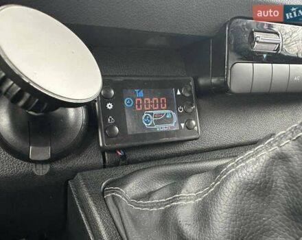 Белый Мерседес Sprinter, объемом двигателя 2.14 л и пробегом 275 тыс. км за 32600 $, фото 4 на Automoto.ua