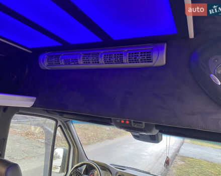 Білий Мерседес Sprinter, об'ємом двигуна 2.14 л та пробігом 285 тис. км за 46000 $, фото 12 на Automoto.ua