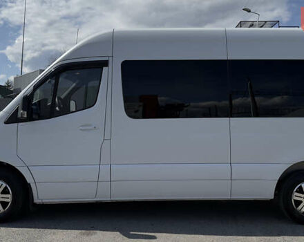 Белый Мерседес Sprinter, объемом двигателя 2.14 л и пробегом 220 тыс. км за 37000 $, фото 26 на Automoto.ua