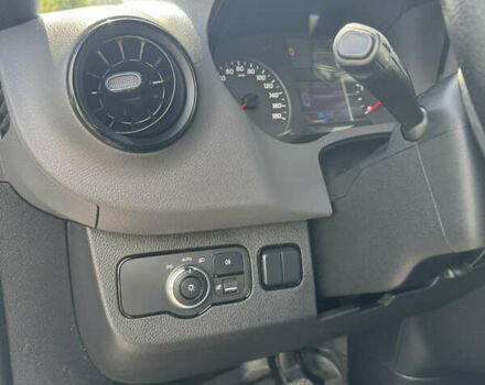 Белый Мерседес Sprinter, объемом двигателя 3 л и пробегом 491 тыс. км за 39999 $, фото 23 на Automoto.ua