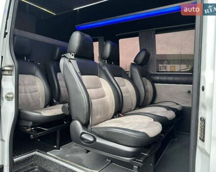 Белый Мерседес Sprinter, объемом двигателя 2.14 л и пробегом 275 тыс. км за 32600 $, фото 8 на Automoto.ua