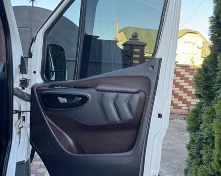 Белый Мерседес Sprinter, объемом двигателя 2.99 л и пробегом 382 тыс. км за 41999 $, фото 20 на Automoto.ua