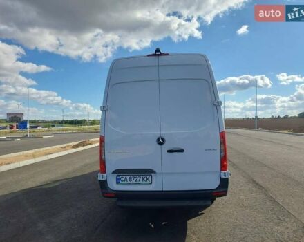 Белый Мерседес Sprinter, объемом двигателя 2.99 л и пробегом 60 тыс. км за 77000 $, фото 7 на Automoto.ua