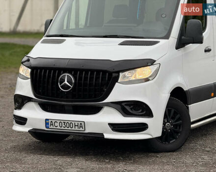 Білий Мерседес Sprinter, об'ємом двигуна 2 л та пробігом 295 тис. км за 44777 $, фото 2 на Automoto.ua
