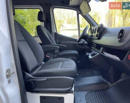 Белый Мерседес Sprinter, объемом двигателя 2.99 л и пробегом 126 тыс. км за 43266 $, фото 51 на Automoto.ua