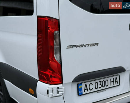 Білий Мерседес Sprinter, об'ємом двигуна 2 л та пробігом 295 тис. км за 44777 $, фото 80 на Automoto.ua