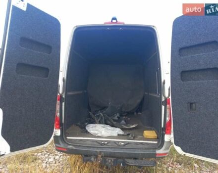 Білий Мерседес Sprinter, об'ємом двигуна 3 л та пробігом 190 тис. км за 19500 $, фото 4 на Automoto.ua