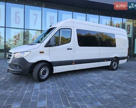Белый Мерседес Sprinter, объемом двигателя 2.14 л и пробегом 453 тыс. км за 34299 $, фото 4 на Automoto.ua