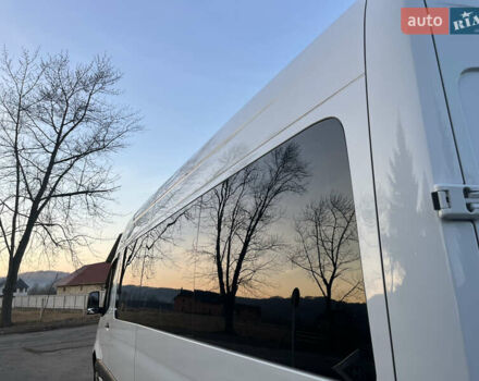 Белый Мерседес Sprinter, объемом двигателя 3 л и пробегом 200 тыс. км за 43888 $, фото 49 на Automoto.ua