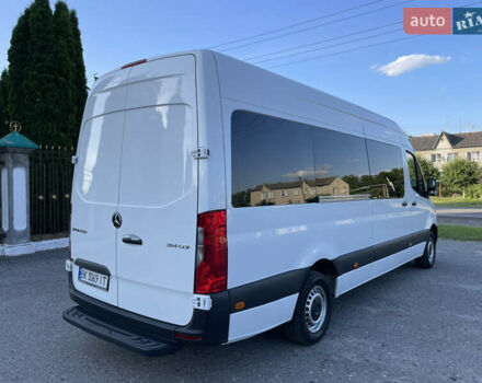 Белый Мерседес Sprinter, объемом двигателя 2.2 л и пробегом 272 тыс. км за 31700 $, фото 4 на Automoto.ua