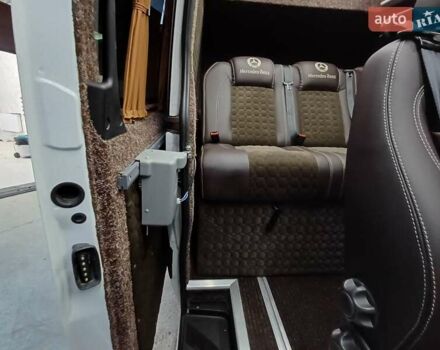 Белый Мерседес Sprinter, объемом двигателя 2.9 л и пробегом 365 тыс. км за 41999 $, фото 19 на Automoto.ua