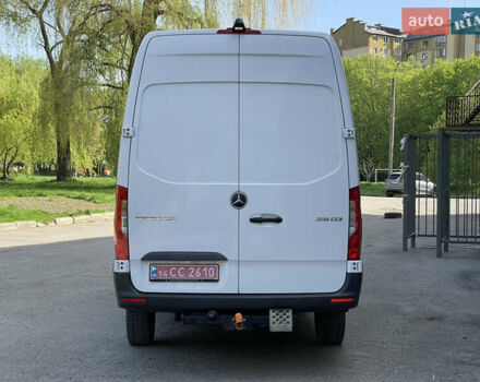 Белый Мерседес Sprinter, объемом двигателя 2.99 л и пробегом 126 тыс. км за 43266 $, фото 7 на Automoto.ua
