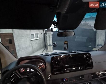 Белый Мерседес Sprinter, объемом двигателя 2.9 л и пробегом 365 тыс. км за 41999 $, фото 18 на Automoto.ua