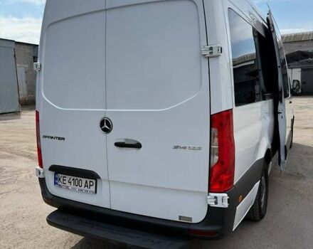Белый Мерседес Sprinter, объемом двигателя 2.14 л и пробегом 260 тыс. км за 47000 $, фото 3 на Automoto.ua