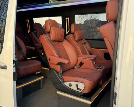 Белый Мерседес Sprinter, объемом двигателя 2.99 л и пробегом 130 тыс. км за 59800 $, фото 6 на Automoto.ua