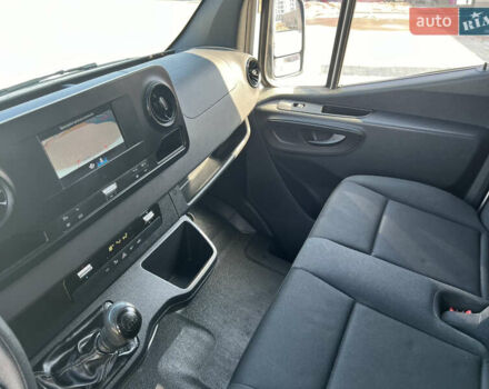 Белый Мерседес Sprinter, объемом двигателя 2.14 л и пробегом 230 тыс. км за 26499 $, фото 34 на Automoto.ua