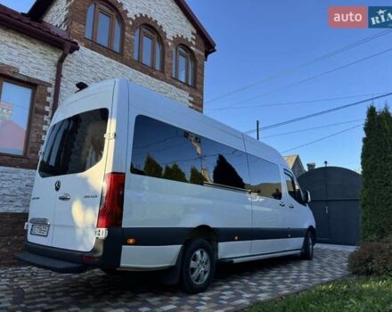 Белый Мерседес Sprinter, объемом двигателя 2.99 л и пробегом 382 тыс. км за 41999 $, фото 1 на Automoto.ua