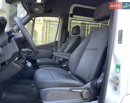 Белый Мерседес Sprinter, объемом двигателя 2.99 л и пробегом 126 тыс. км за 43266 $, фото 31 на Automoto.ua
