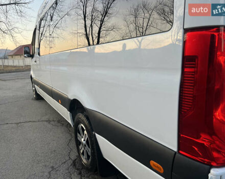 Белый Мерседес Sprinter, объемом двигателя 3 л и пробегом 200 тыс. км за 43888 $, фото 48 на Automoto.ua