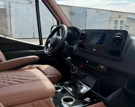 Белый Мерседес Sprinter, объемом двигателя 2.14 л и пробегом 260 тыс. км за 47000 $, фото 11 на Automoto.ua