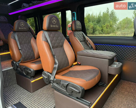 Білий Мерседес Sprinter, об'ємом двигуна 2 л та пробігом 295 тис. км за 44777 $, фото 40 на Automoto.ua