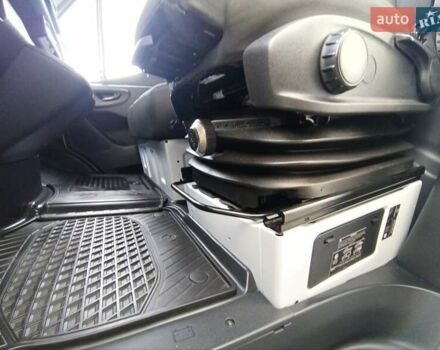 Белый Мерседес Sprinter, объемом двигателя 2.2 л и пробегом 225 тыс. км за 36300 $, фото 18 на Automoto.ua