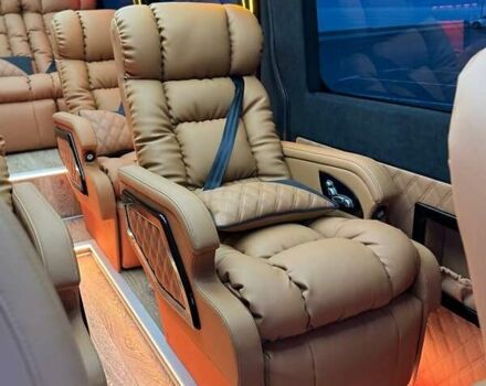 Белый Мерседес Sprinter, объемом двигателя 2.2 л и пробегом 260 тыс. км за 80000 $, фото 19 на Automoto.ua
